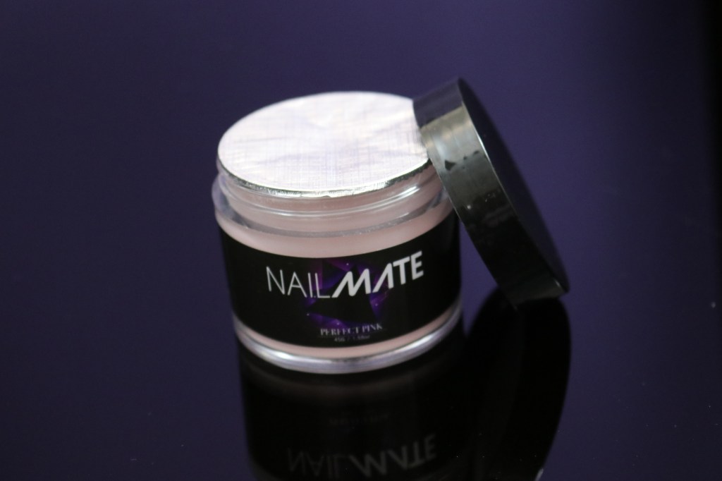 Starting off doing acrylic nails? Find out what you NEED in todays post.